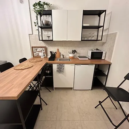 Cri House Apartmán *